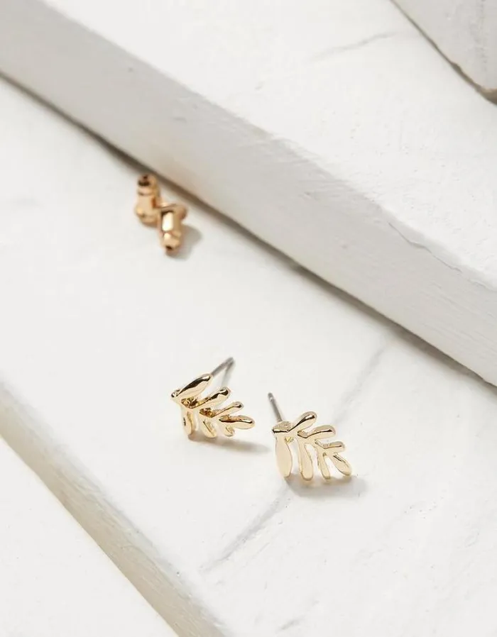 Women FatFace Jewelry Leaf Stud Earrings Gold
