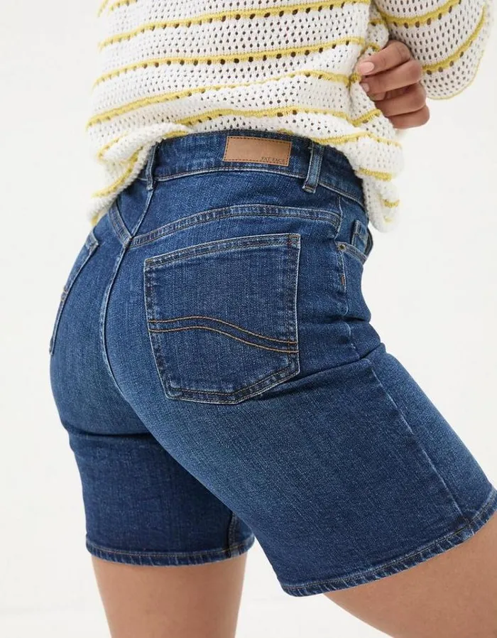 Women FatFace Vacation Shop Darley Denim Shorts Dark Denim Blue