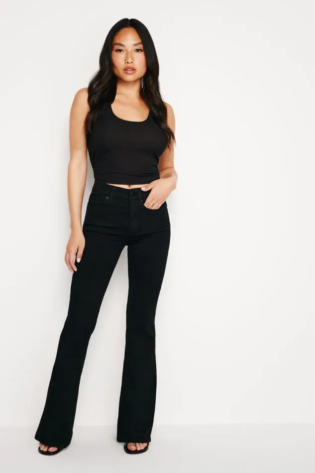 Women GOOD AMERICAN Jeans GOOD PETITEFLARE Black001