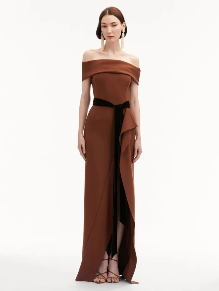 Women Gowns and Caftans Oscar De La Renta RibbonDetailed Off Shoulder Gown Cocoa Women Gowns and Caftans Oscar De La Renta RibbonDetailed Off Shoulder Gown Cocoa