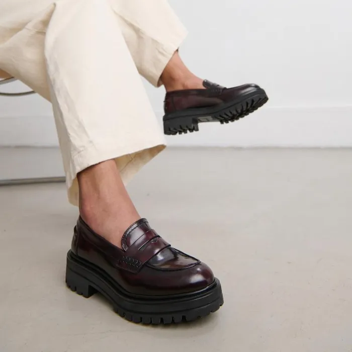 Women Loafer With Notched Soles Burgundy JONAK Loafers