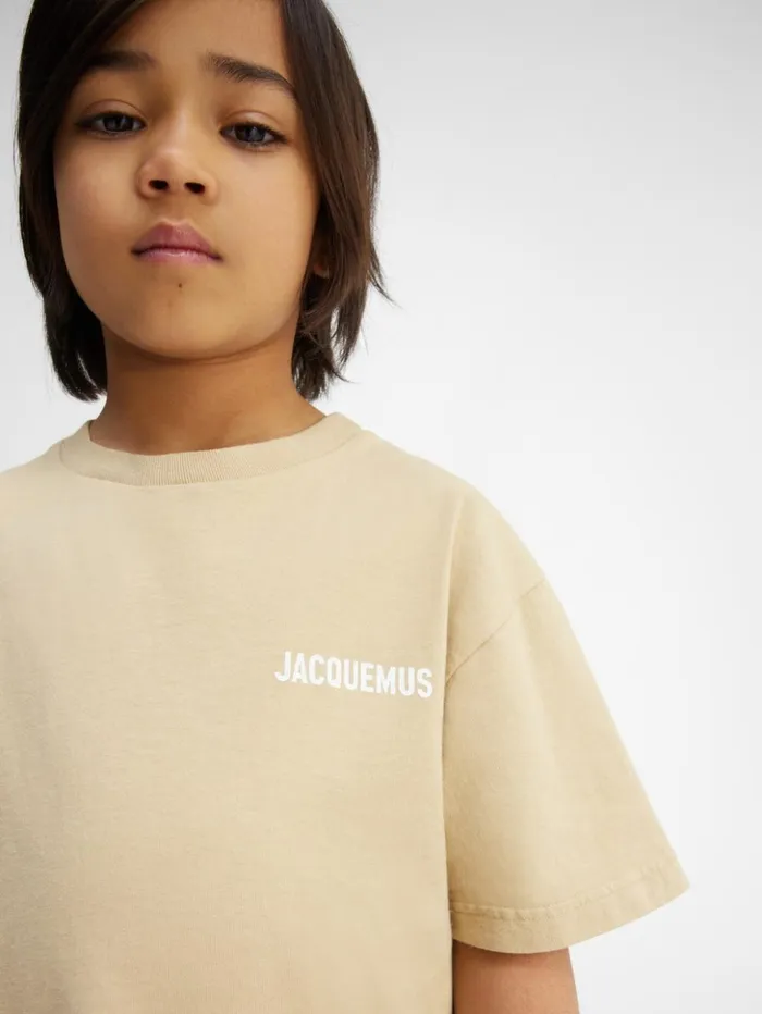 WomenMen Tops JACQUEMUS The Jacquemus Kids039 Tshirt Dark Beige WomenMen Tops JACQUEMUS The Jacquemus Kids039 Tshirt Dark Beige