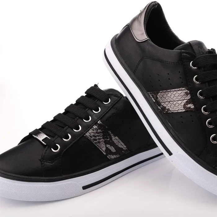 Women Moda In Pelle Black Trainers Alberry Black Snake Leather