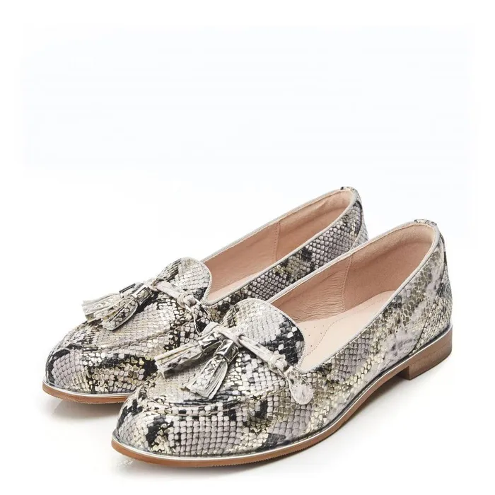 Women Moda In Pelle Brogues And Loafers Evvaa Natural Snake Print