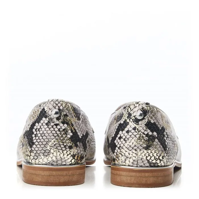 Women Moda In Pelle Brogues And Loafers Evvaa Natural Snake Print