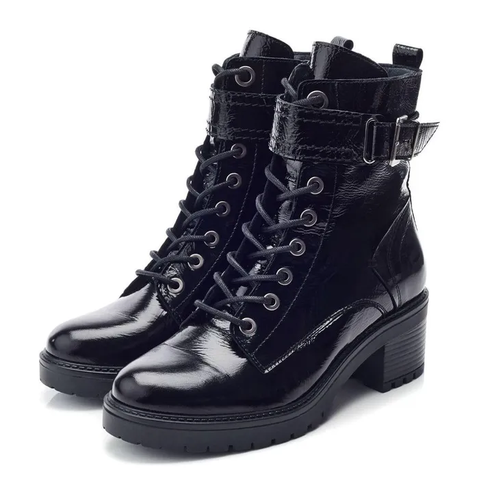 Women Moda In Pelle Heeled And Wedge Boots Beyza Black Patent Leather