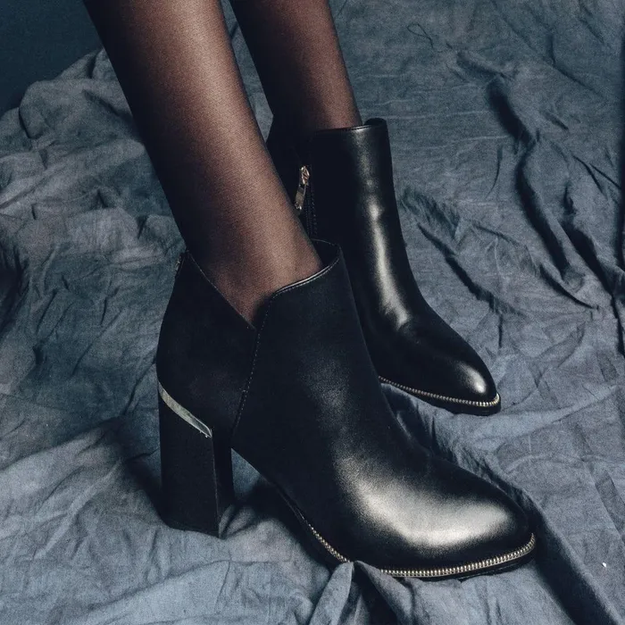 Women Moda In Pelle Heeled And Wedge Boots Madisonn Black Porvair