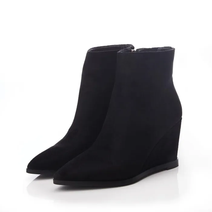 Women Moda In Pelle Heeled And Wedge Boots Nammie Black Alcantara