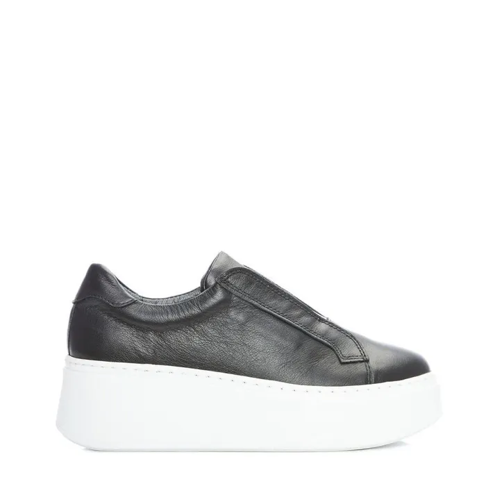 Women Moda In Pelle SlipOn Trainers Bsoleful B Axell Black Leather