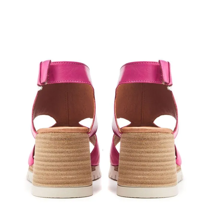Women Moda In Pelle Wedge Sandals Peyten Raspberry Leather