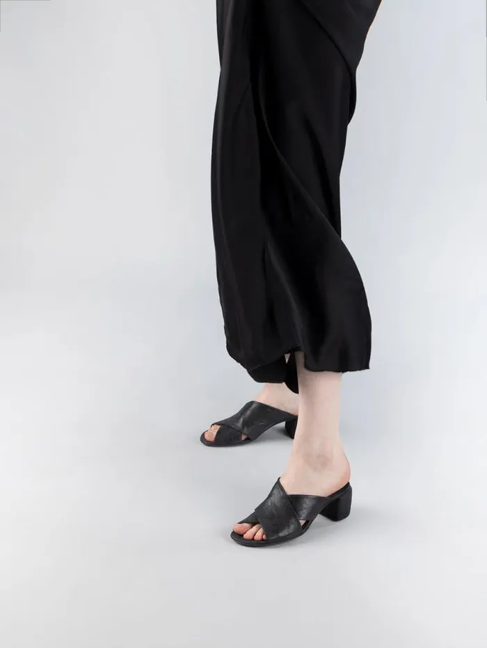 Women Officine Creative Footwear HADRY 007 Black Leather Slide Sandals