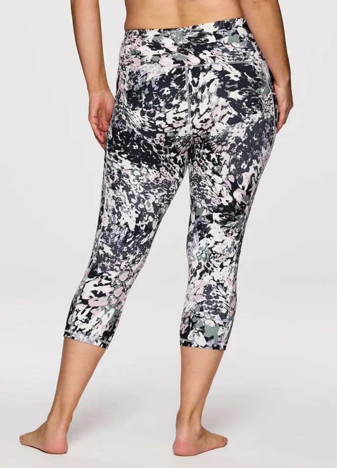 Women Plus In The Wild Super Soft Capri Multi RBX Active Leggings