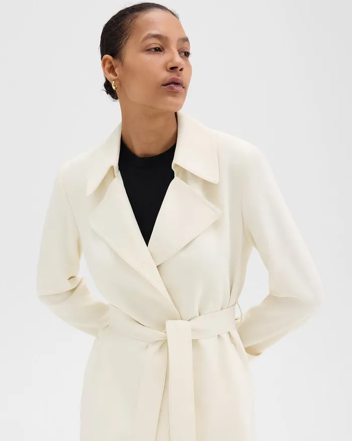 Women Theory Outerwear Oaklane Trench Coat In Admiral Crepe Rice