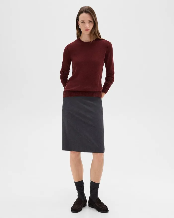 Women Theory Sweaters Cardigans Crewneck Sweater In Feather Cashmere Cordovan