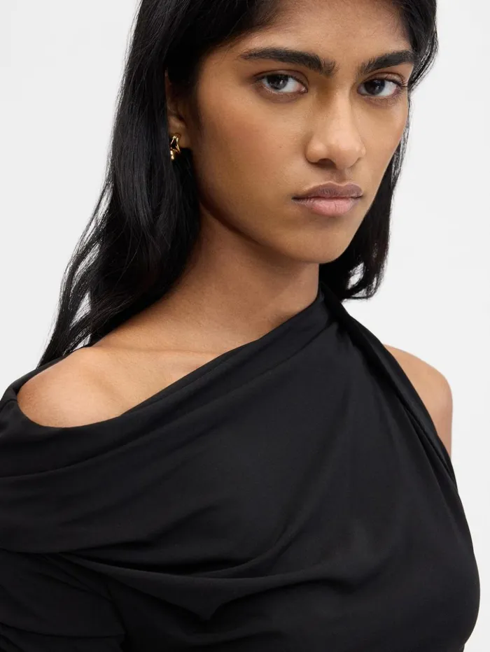 Women Tops and Shirts JACQUEMUS The Drapeado Top Black Women Tops and Shirts JACQUEMUS The Drapeado Top Black