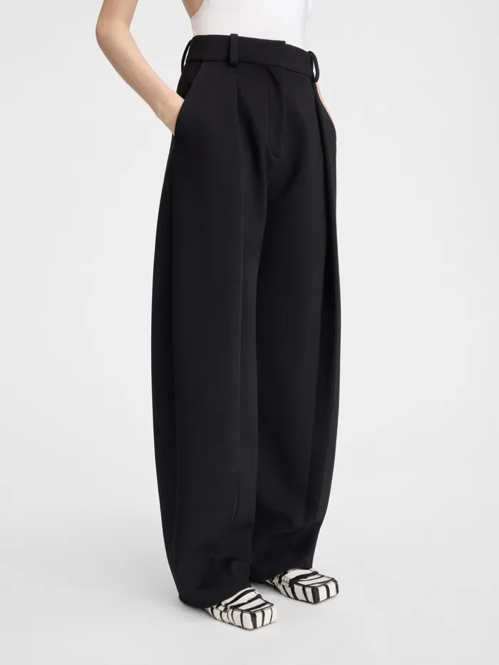Women Trousers and Shorts JACQUEMUS The Paseo Pants Black Women Trousers and Shorts JACQUEMUS The Paseo Pants Black
